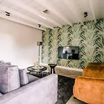 Apartment Hotelbed W Aircon At Willem 1