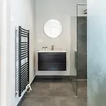 Hotelbed W Aircon At Willem 1 Apartment Tilburg