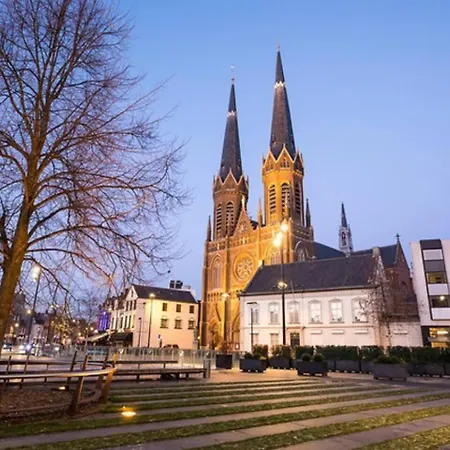 Hotelbed W Aircon At Willem 1 شقة