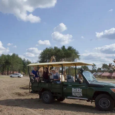 Hotelbed W Aircon At Willem 1 Apartmán