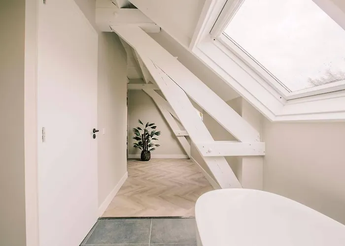 Appartement Hotelbed W Aircon At Willem 1 Tilburg