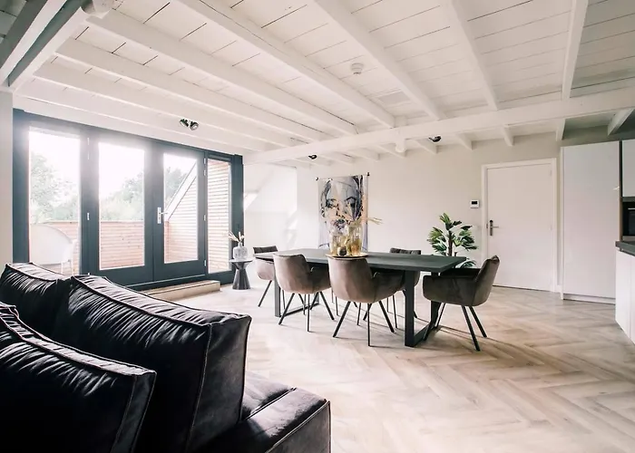 Hotelbed W Aircon At Willem 1