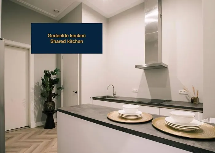 Hotelbed W Aircon At Willem 1 Διαμέρισμα *