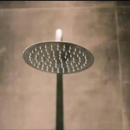 Hotelbed W Aircon At Willem 1 *