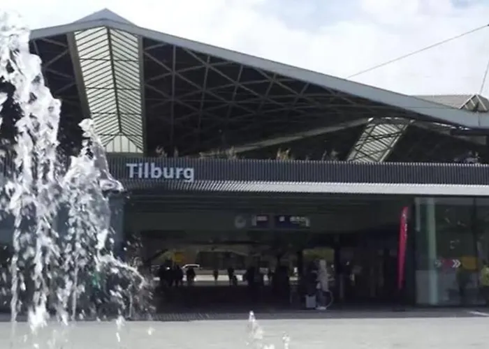 Hotelbed W Aircon At Willem 1 提耳堡